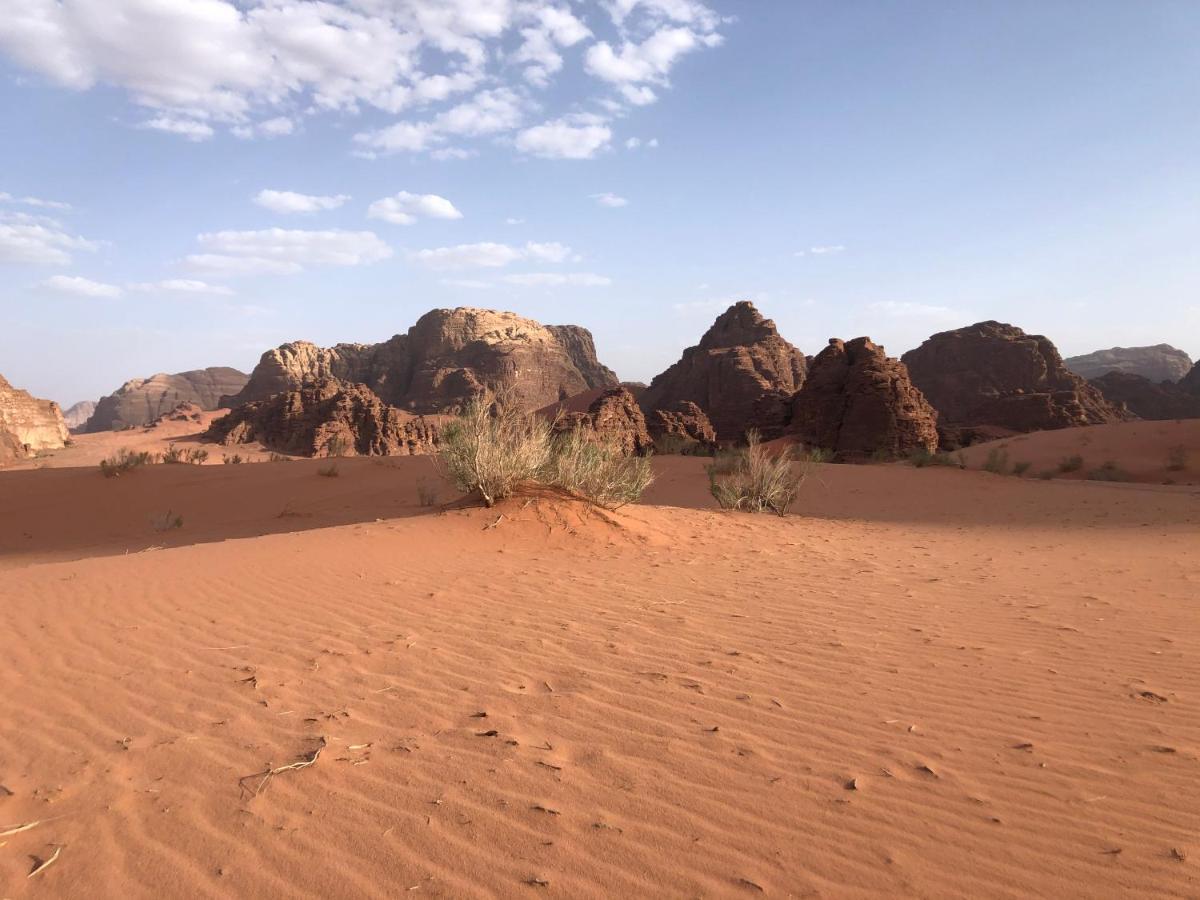 Salem Camp Hotel Wadi Rum Exterior photo