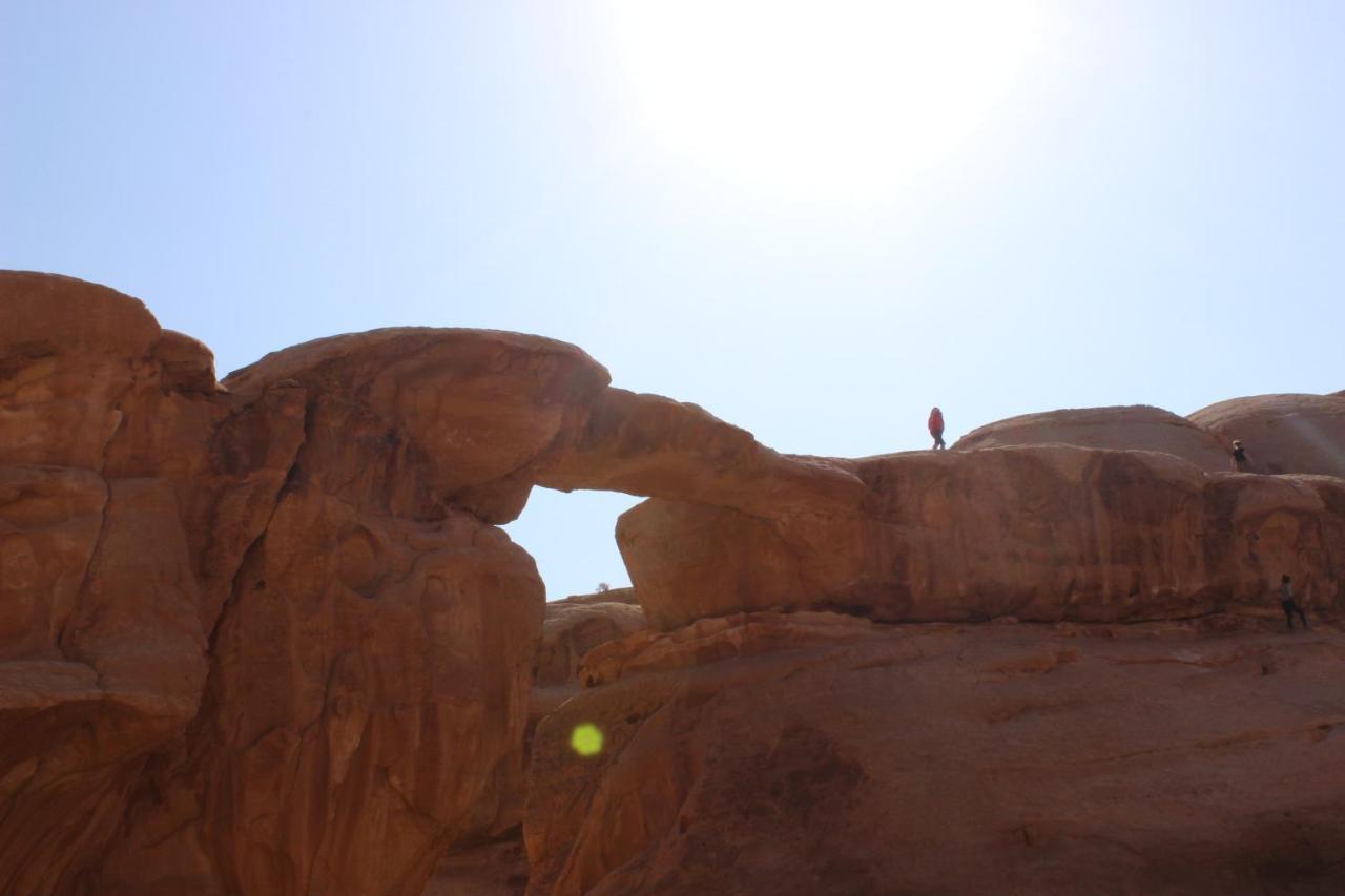Salem Camp Hotel Wadi Rum Exterior photo